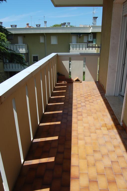 Appartamento Elegance Lignano Sabbiadoro Exterior foto